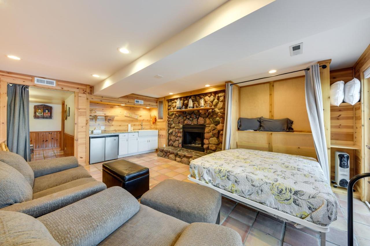 Waterfront Fox Lake Vacation Rental With Fire Pit! ภายนอก รูปภาพ