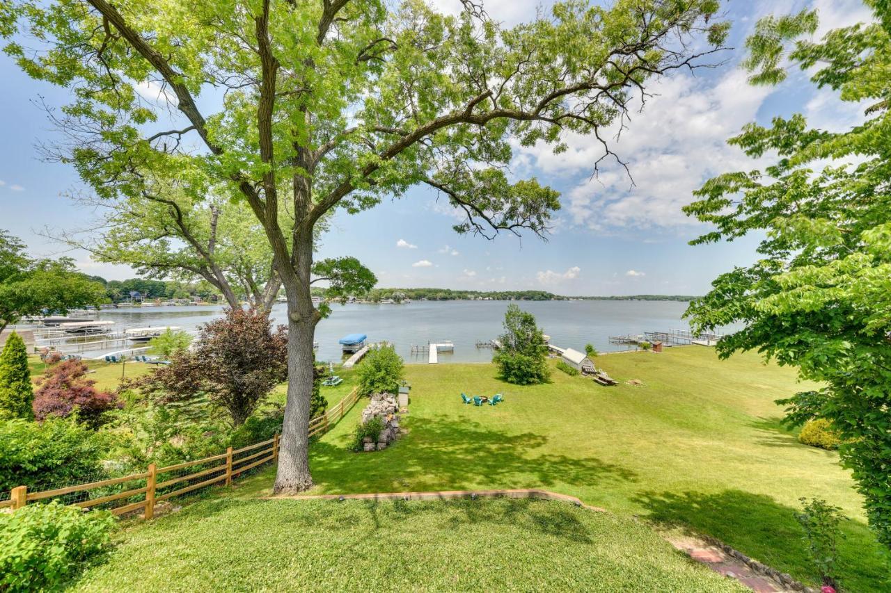 Waterfront Fox Lake Vacation Rental With Fire Pit! ภายนอก รูปภาพ